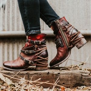 Freebird women's Crue boots